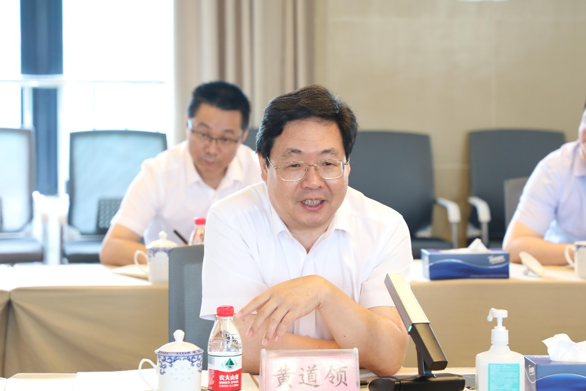 16878758621617141716